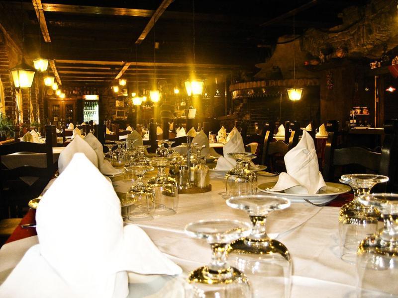 Hotel Restaurant Bujtina E Gjelit Tirana