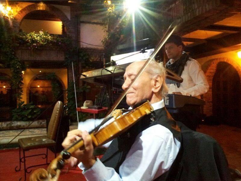 Restaurant Bujtina E Gjelit Tirana