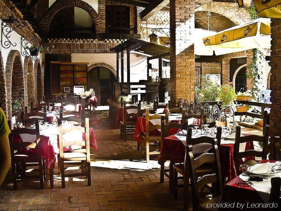 Restaurant Bujtina E Gjelit Hotel