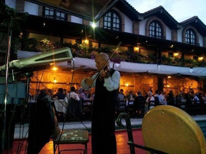 Restaurant Bujtina E Gjelit Hotel Tirana