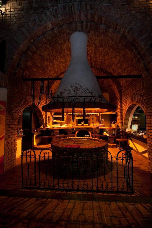 Restaurant Bujtina E Gjelit Hotel Tirana