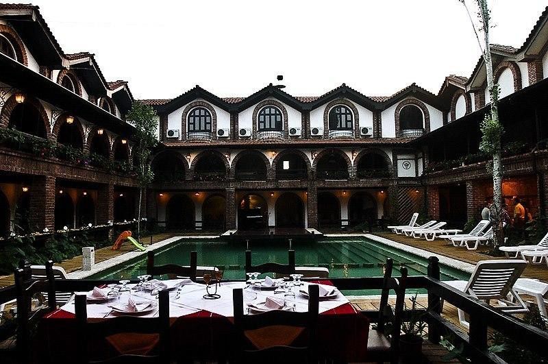 Restaurant Bujtina E Gjelit Tirana
